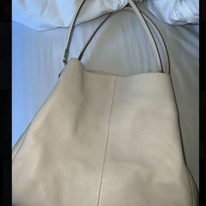 Y2K Coach cream colored hobo bag- ACCEPTING ALL REASONABLE OFFERS